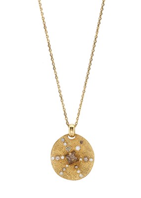 Lot 53 - De Beers, an 18ct gold diamond Talisman...