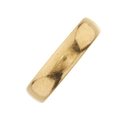 Lot 33 - An early 20th century 22ct gold band ring
