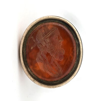 Lot 355 - A late Victorian carnelian intaglio fob