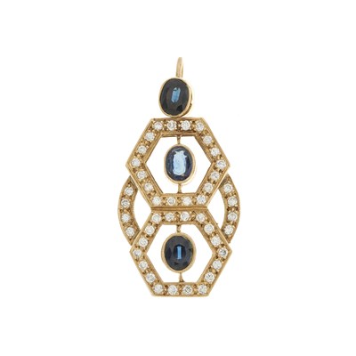 Lot 122 - A gold sapphire and brilliant-cut diamond...