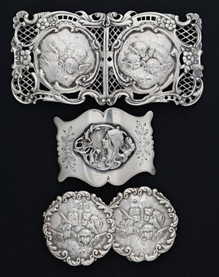 Lot 301 - A group of twentieth-century hallmarked silver...