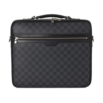 Lot 446 - Louis Vuitton, a damier graphite Steve laptop bag.