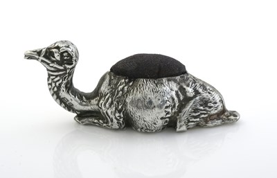 Lot 40 - An Edwardian silver novelty pin cushion, by...