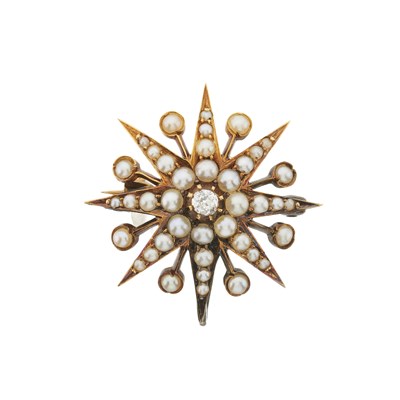 Lot 4 - A late Victorian 14ct gold split pearl and old-cut diamond star brooch