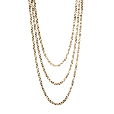 Lot 25 - An early 20th century 9ct gold belcher-link triple chain necklace