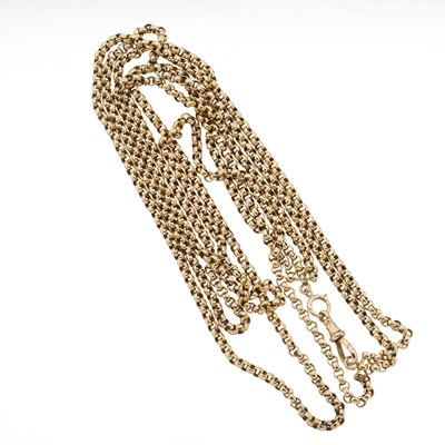 Lot 25 - An early 20th century 9ct gold belcher-link triple chain necklace