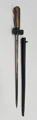 Lot 272 - A French WWI Lebel M1886/16 Epee bayonet, in a...