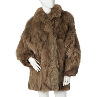 Lot 533 - A brown fox fur jacket.