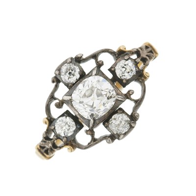 Lot 6 - An early Victorian 18ct gold and silver old-cut diamond ring