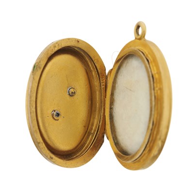 Lot 9 - A late Victorian gold imitation pearl locket pendant