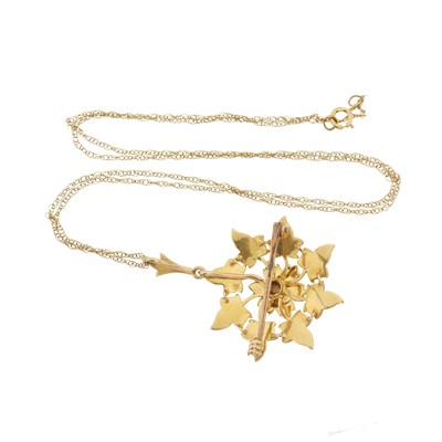 Lot 7 - A late Victorian 15ct gold split pearl floral cluster pendant with later chain