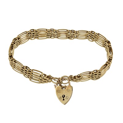 Lot 536 - A 9ct gold gate-link chain bracelet