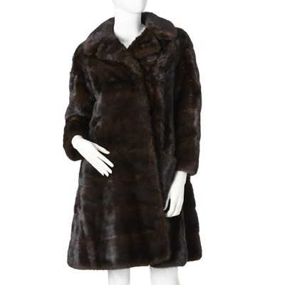 Lot 519 - A dark ranch mink coat.