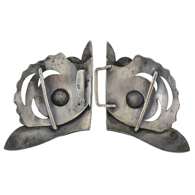 Lot 80 - An owl buckle, with black paste eye detail, Tadema Gallery fitted case