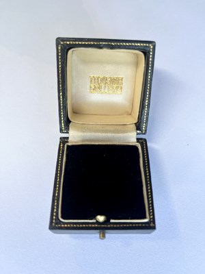 Lot 75 - An Arts and Crafts gold blister pearl ring, attributed to Liberty