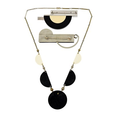 Lot 78 - Three Art Deco pieces of celluloid jewellery
