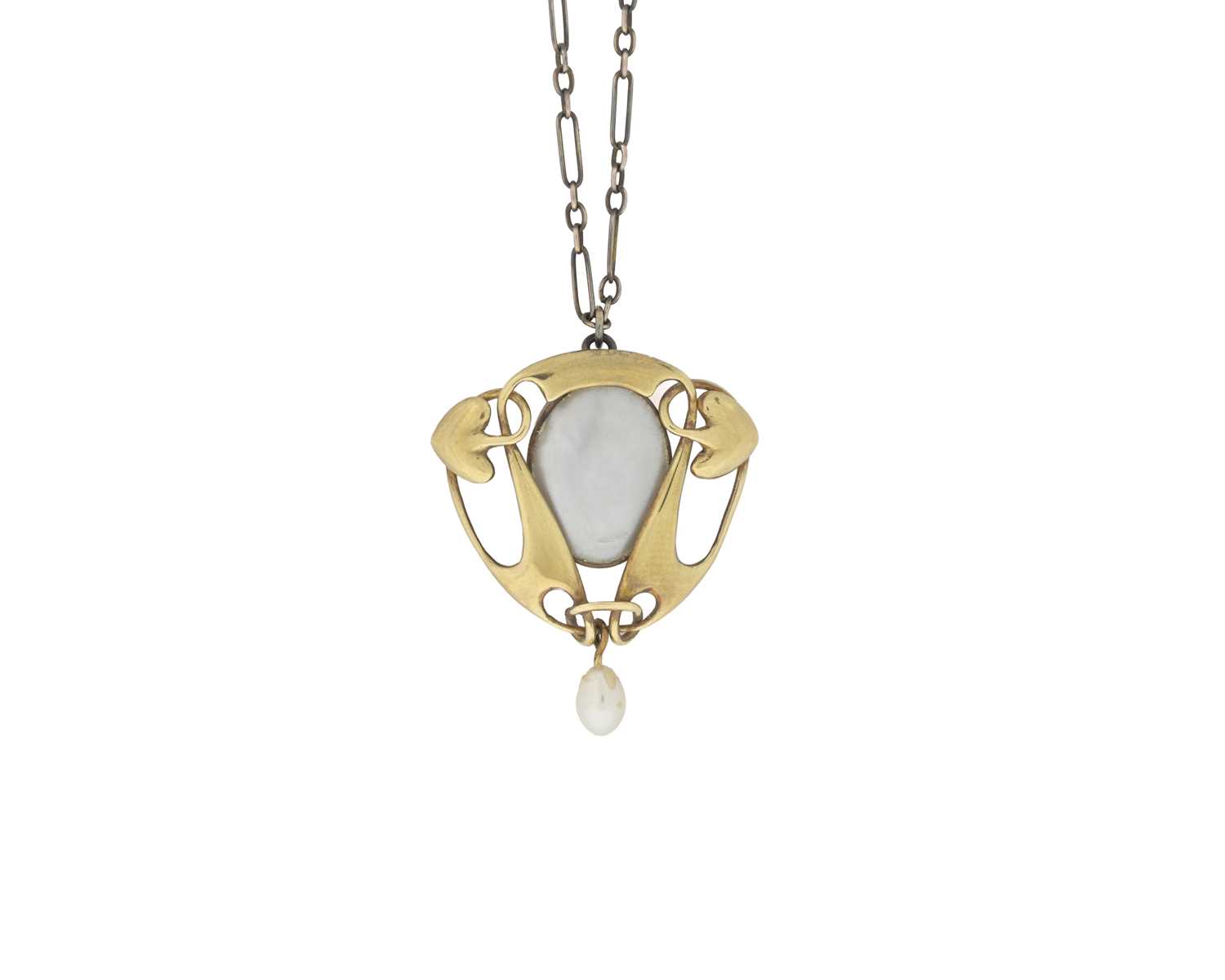 Lot 77 - Archibald Knox for Liberty, an Arts & Crafts gold blister pearl pendant necklace