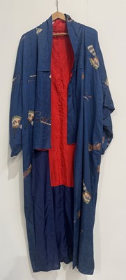 Lot 310 - A kimono