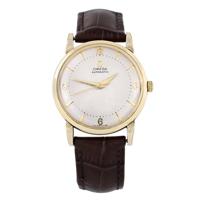 Lot 252 - Omega, a gold plated 'bumper' automatic wrist watch