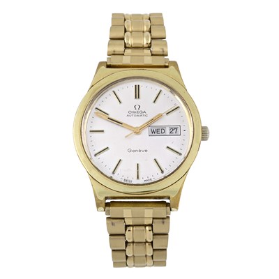 Lot 251 - Omega, a bi-colour Genève bracelet watch