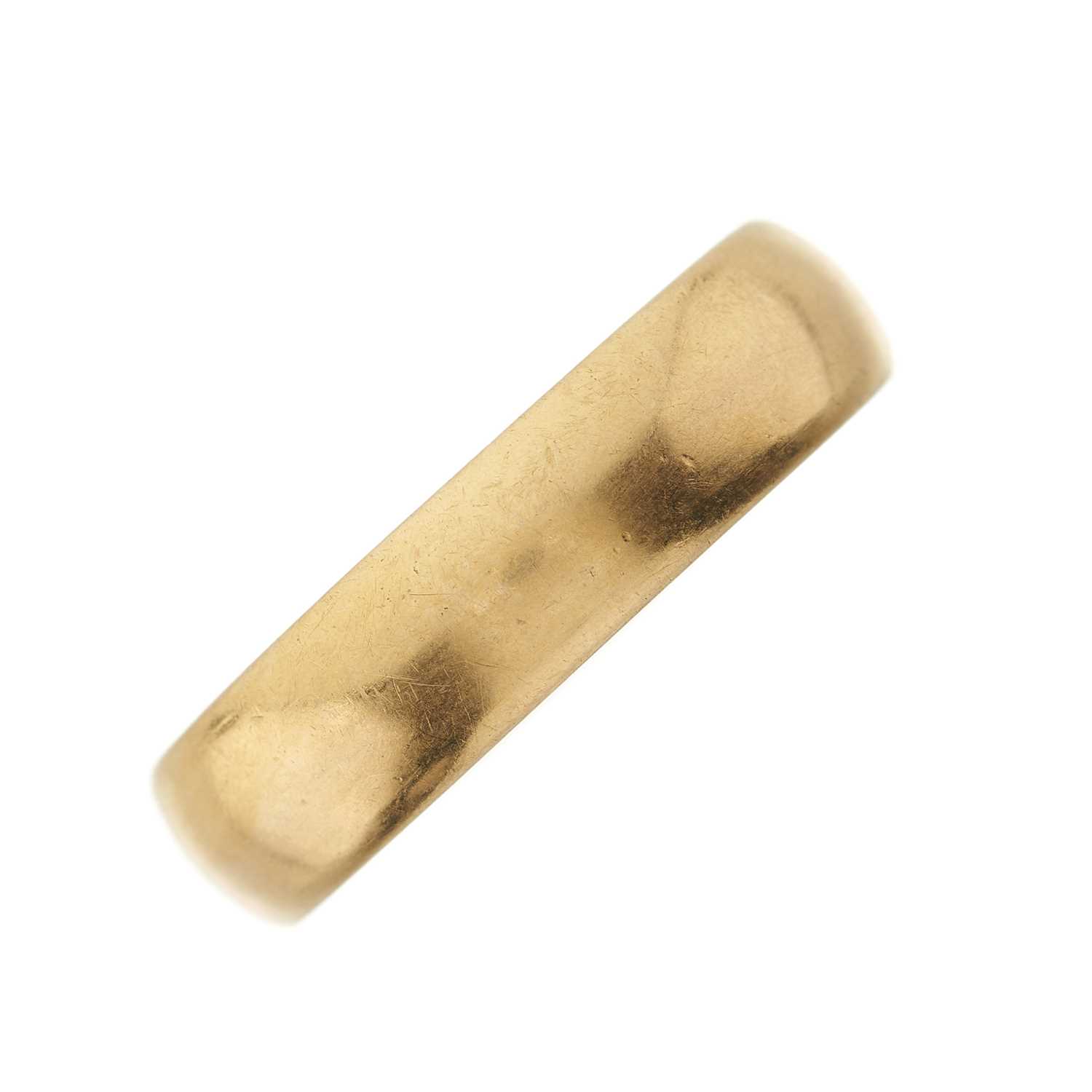 Lot 23 - A late Victorian 22ct gold band ring