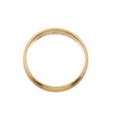 Lot 23 - A late Victorian 22ct gold band ring