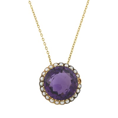 Lot 533 - An amethyst and split pearl cluster pendant with chain