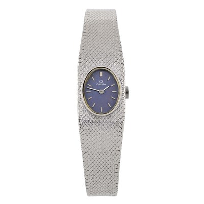 Lot 256 - Omega, a 9ct gold bracelet watch