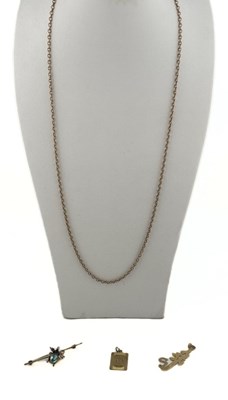 Lot 513 - Four items of jewellery