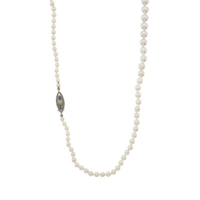 Lot 42 - An early 20th century cultured pearl single strand necklace, with a sapphire and diamond clasp