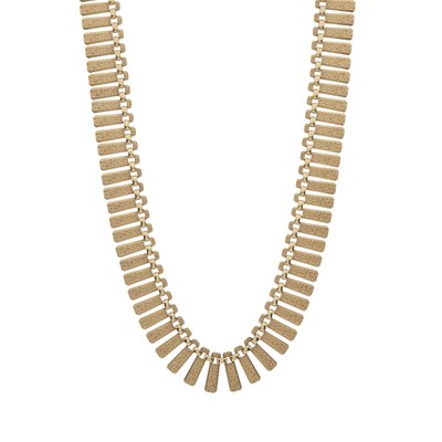 Lot 132 - A 1970s 9ct gold fringe necklace