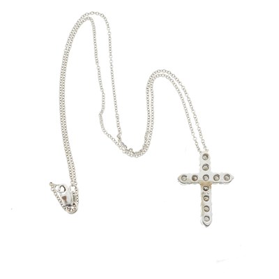 Lot 92 - A brilliant-cut diamond cross pendant and chain