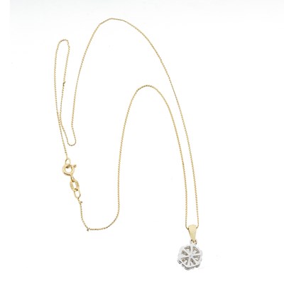 Lot 102 - A brilliant-cut diamond cluster pendant and chain