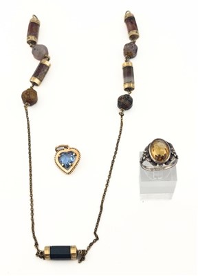 Lot 473 - Three items of jewellery