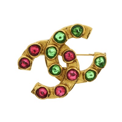 Lot 343 - Chanel, a vintage CC Gripoix pin brooch.