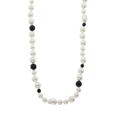Lot 357 - Chanel, a faux pearl and black bead belt.