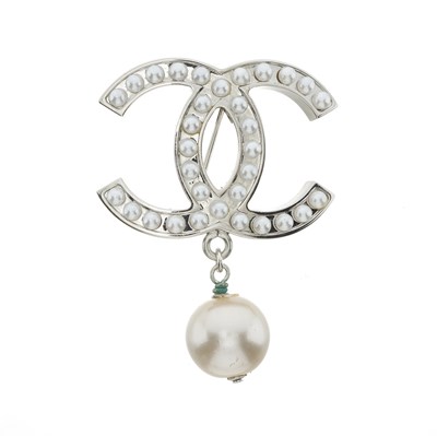 Lot 358 - Chanel, a CC faux pearl drop pin brooch.