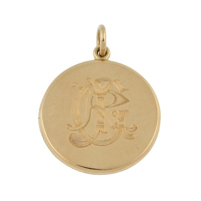 Lot 580 - An early 20th century 15ct gold monogram locket pendant