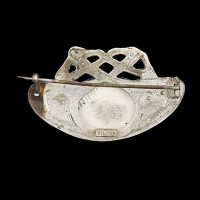 Lot 52 - Ruskin, an Arts and Crafts silver brooch, in...