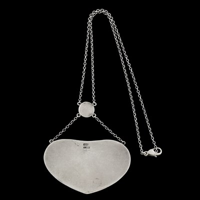 Lot 62 - Ruskin, an Arts and Crafts silver necklace,...