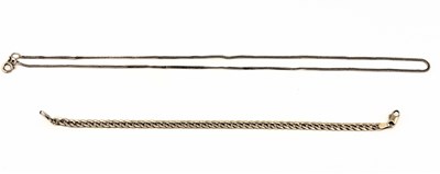 Lot 430 - A 9ct gold chain necklace and bracelet