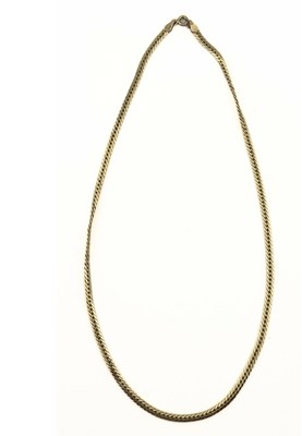Lot 389 - A herringbone chain necklace