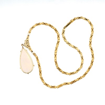 Lot 59 - An opal and rectangular asscher-cut diamond necklace