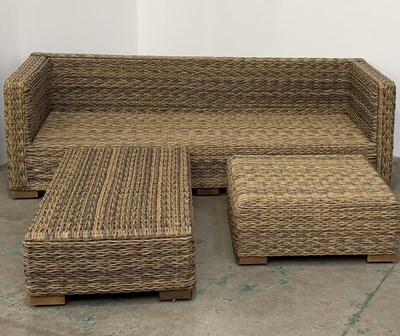 Lot 867 - A large rattan effect garden sofa/lounger h:...