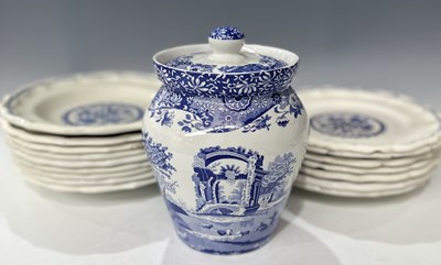 Lot 18 - A collection of blue and white French Gien...