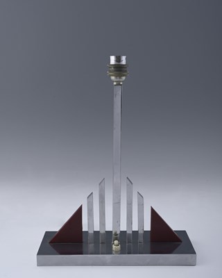 Lot 116 - An Art Deco desk light, 1930s, chrome base...