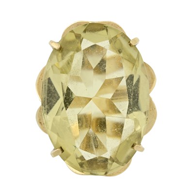 Lot 520 - A 9ct gold citrine single stone ring