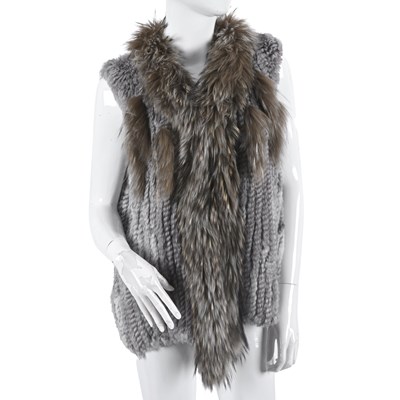 Lot 636 - A selection of coney fur accessories.