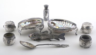 Lot 314 - A group of silver and silver-coloured metal...
