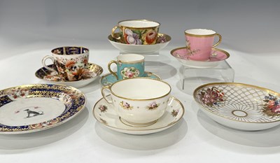 Lot 23 - British ceramics: Chamberlain's Worcester...